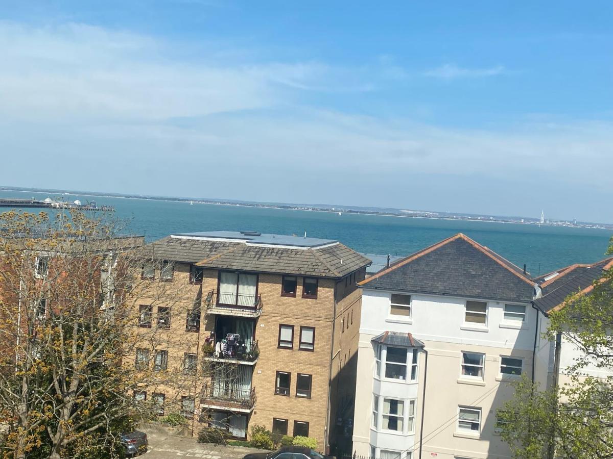 Serene In Ryde Райд Екстер'єр фото